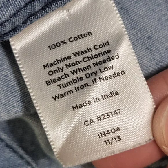 TALBOTS Women's SZ 4 Distressed Washed Denim Button Up Shirt Grunge Cotton - Picture 9 of 10